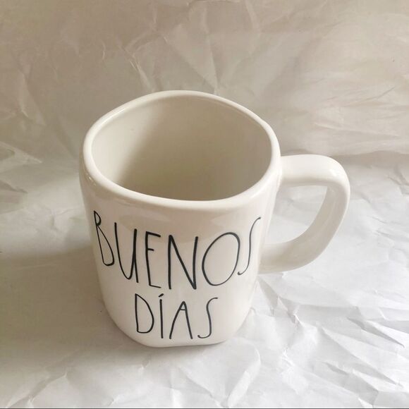 Rae Dunn BUENOS DÍAS Mug NWT - Picture 2 of 2